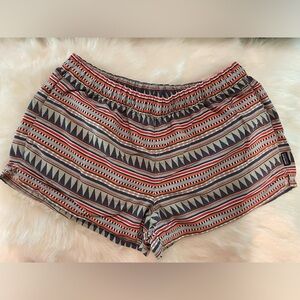 Patagonia Women's Barely Baggies Shorts 2½" Geometric Print Medium